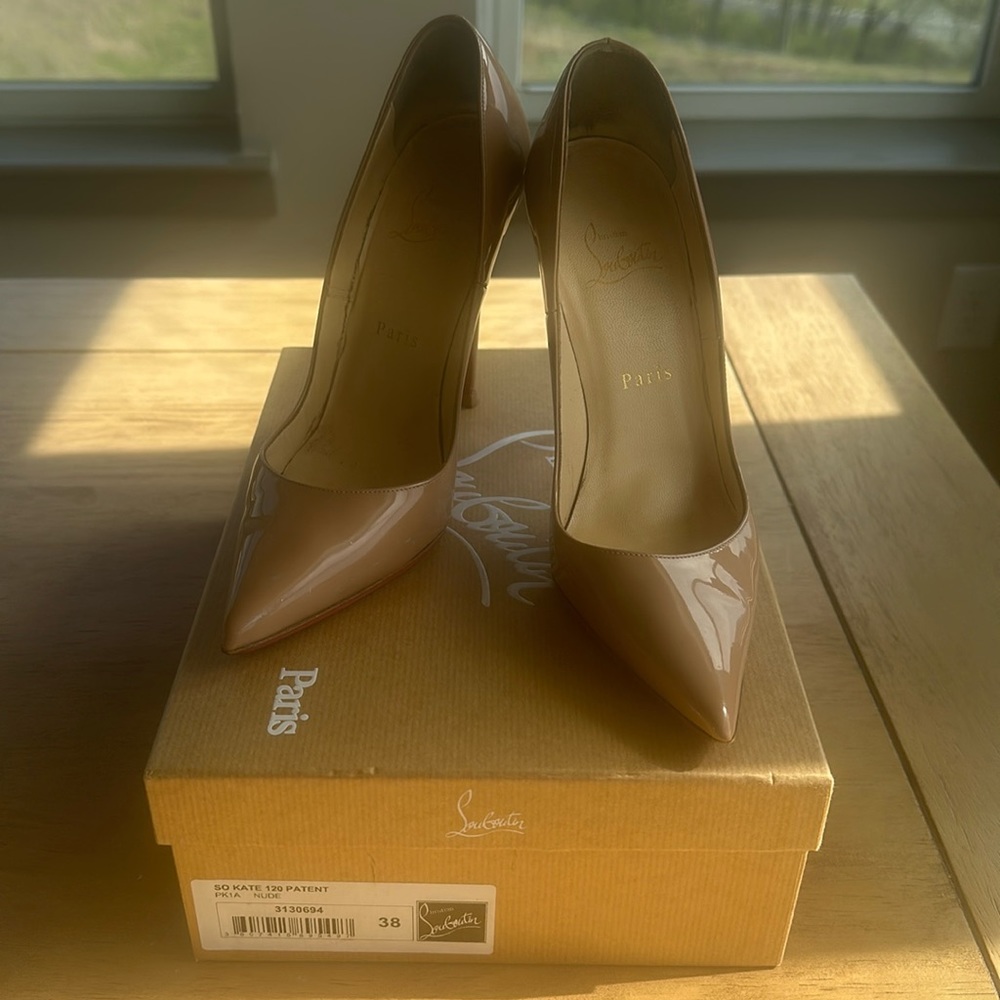 Christian Louboutin So Kate heels